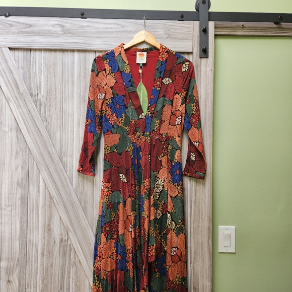 Farm Rio Black Stitched Flowers Maxi Dress - Picture 11 of 16